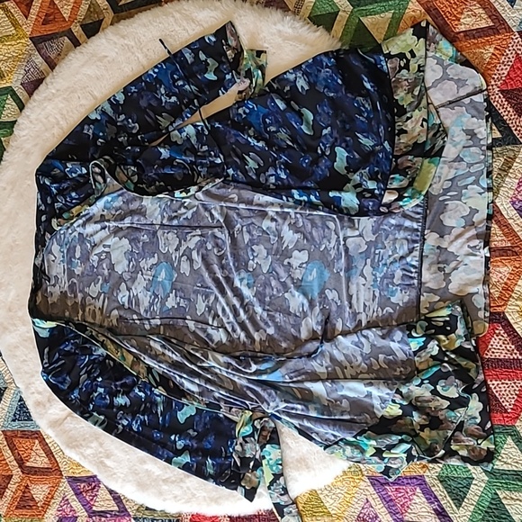 BCBG Max Azria Adele Blue Pretty Floral Knee Length Wrap Dress Large - Picture 6 of 7